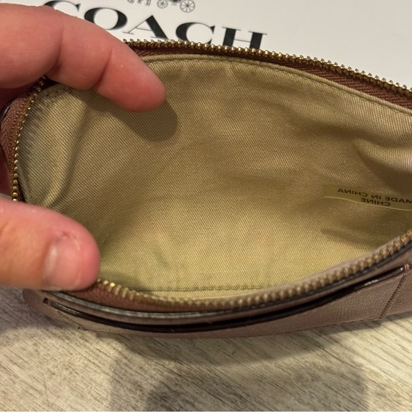 COACH - Mauve / Pink Small Wristlet / Wallet - Picture 12 of 12